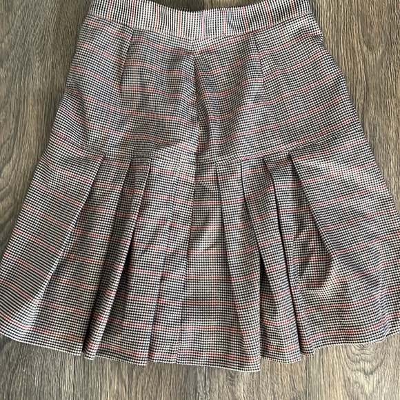 Alice’s Pig • Skirt - Picture 4 of 8